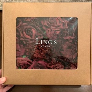 Ling’s Moment flower box set